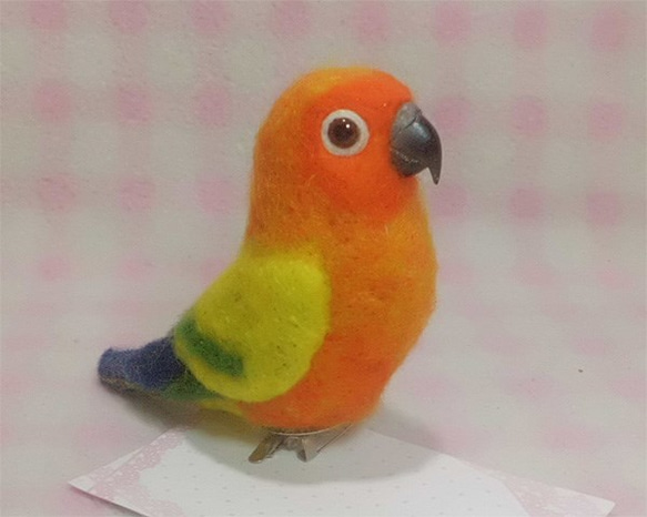 (小）太陽錐尾鸚鵡(金太陽）☆夾＆胸針☆羊毛氈***mini Sun Conure ★ clip & brooch 第1張的照片