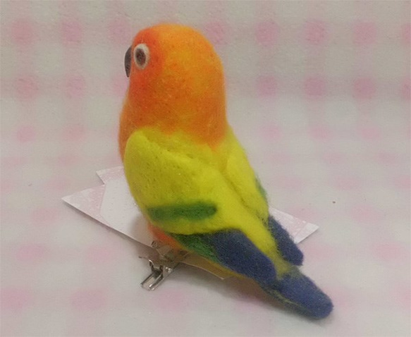 (小）太陽錐尾鸚鵡(金太陽）☆夾＆胸針☆羊毛氈***mini Sun Conure ★ clip & brooch 第3張的照片