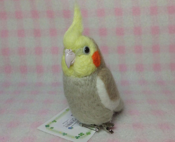 オカメインコ mini シナモングレー ♪☆マグネット/ブローチどちらか選択　足有に変更可能　受注作成　羊毛フェルト 1枚目の画像