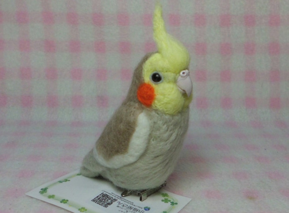 オカメインコ mini シナモングレー ♪☆マグネット/ブローチどちらか選択　足有に変更可能　受注作成　羊毛フェルト 3枚目の画像