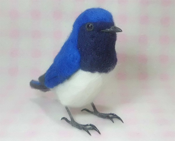 ほぼライフサイズ　オオルリ　大瑠璃　羊毛ぬいぐるみ　受注作成　羊毛フェルト　野鳥　羊毛インコ　工房小鳥屋さん 1枚目の画像