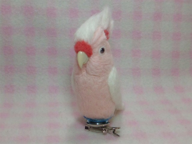 クルマサカオウム mini♪☆マグネット/ブローチ どちらか選択 足有に変更可能　受注作成　 羊毛フェルト　羊毛インコ