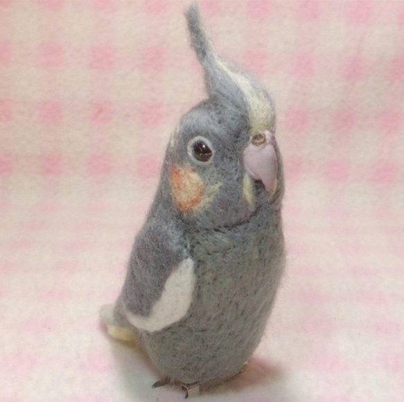 オカメインコ ノーマル ♀ mini♪☆ マグネット/ブローチどちらか選択　足有に変更可能　受注作成　 羊毛フェルト 3枚目の画像