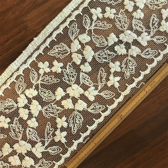 ▼ 値下げ ▼ 1.7m 綿麻混レース 両耳スカラップ ボタニカル柄 日本製 lace-No,063-1.7 4枚目の画像