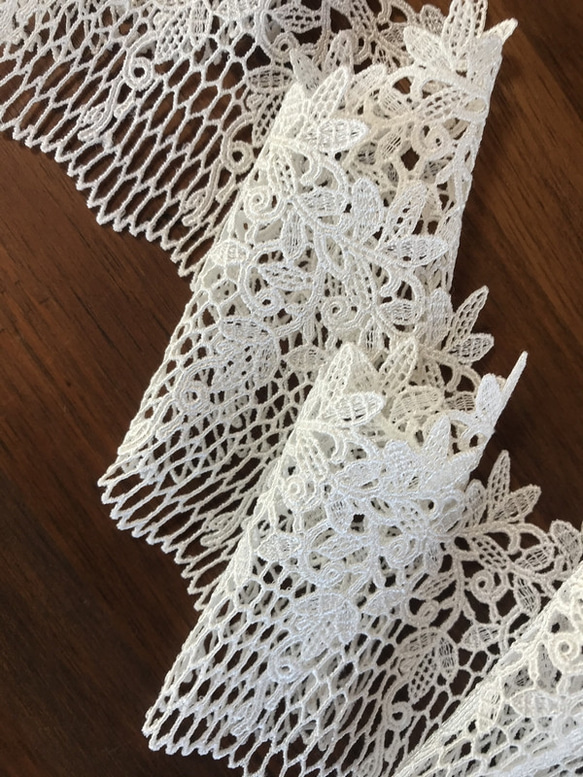 【 再販 】1m レーヨンケミカルレース ボタニカル柄 日本製 lace-No,017-1 1枚目の画像