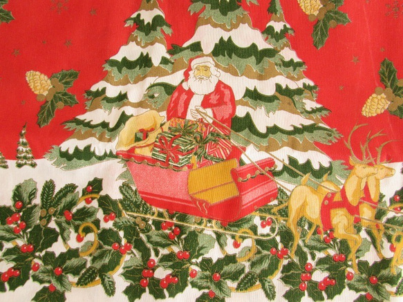 ドイツのクリスマス★そりでプレゼントを運ぶサンタクロースのプリント柄 大判テーブルクロス (ヴィンテージ・リメイク生地) 9枚目の画像