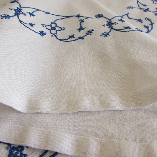 楽天市場】テーブルクロス 刺繍の通販 薔薇のモチーフ毛糸手刺繍 混紡