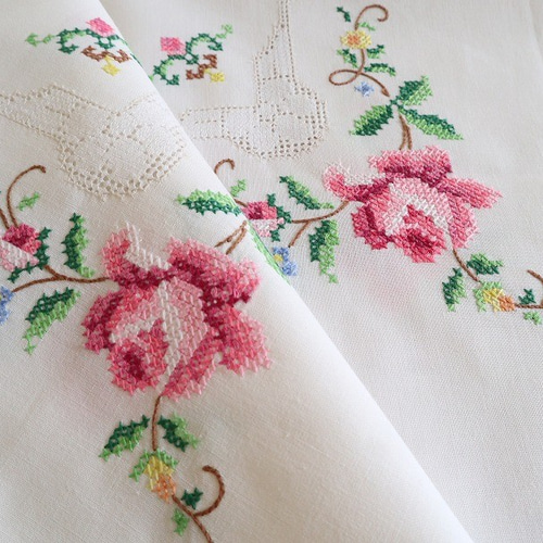 手刺繍　リビングクロス　特大テーブルクロス　ヴィンテージ　汕頭刺繍 手刺繍 リビングクロス 特大テーブルクロス ヴィンテージ 汕頭