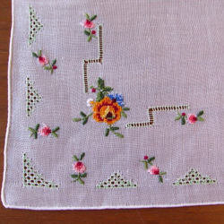 フランスの手仕事/アンティーク クロスステッチ刺繍のハンカチ