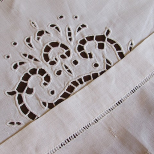 フランス　アンティーク　カットワーク　ホワイト刺繍 フランス アンティーク カットワーク ホワイト刺繍