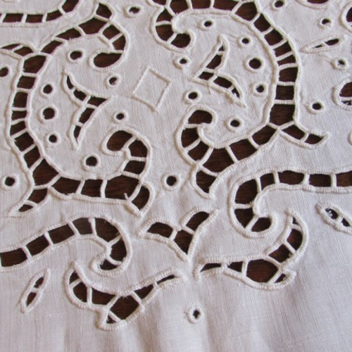 フランス　アンティーク　カットワーク　ホワイト刺繍 フランスアンティークカットワークホワイト刺繍
