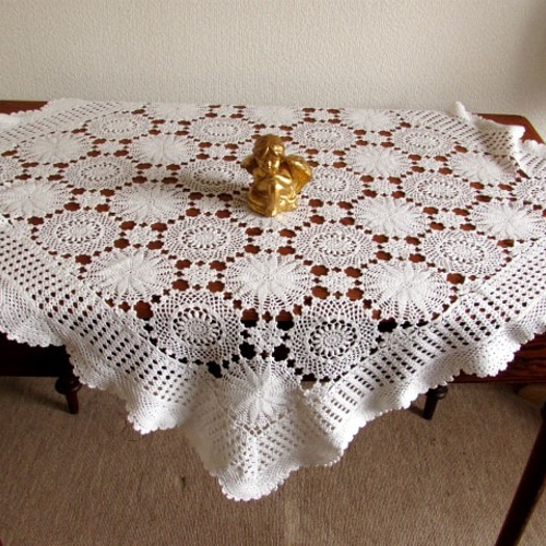手編み レース テーブル クロス　　未使用品 Amazon｜おしゃれなレース編み テーブルクロス アンティーク調