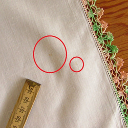 フランスの手仕事/ピンクとミントグリーンの混色糸で編まれた手編みレースハンカチ ２枚 (ヴィンテージ) 10枚目の画像