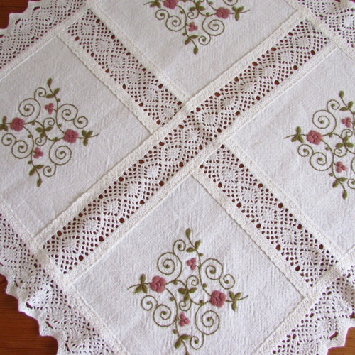 フランス　アンティーク　ヴィンテー　テーブルクロス　リネン　手刺繍 フランス アンティーク ヴィンテー テーブルクロス リネン 手刺繍