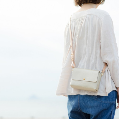 本革のお財布ポシェット 2WAY WALLET BAG 肩掛け・斜め掛け お