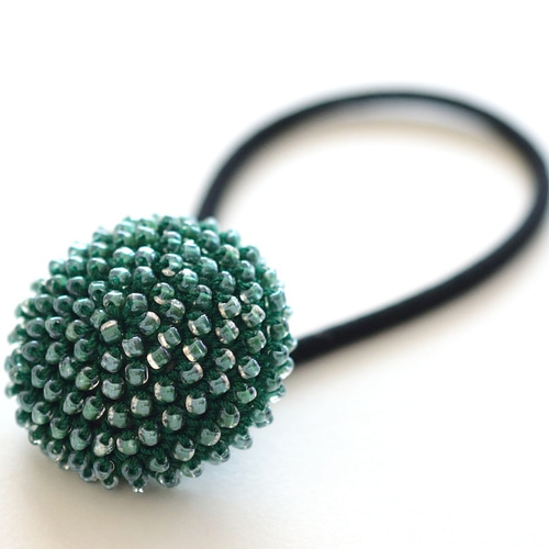 ビーズクロッシェのヘアゴム／シャイニーグリーン ヘアゴム GUZELIM