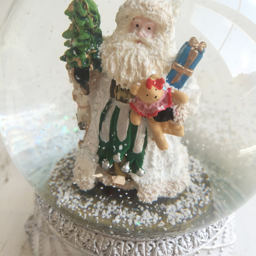 Sale】X'mas スノードーム ホワイトサンタ その他置物 HATTI Design