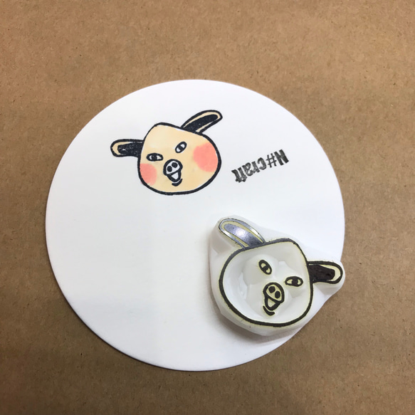 消しゴムはんこ  ブタですが何か？ 1枚目の画像