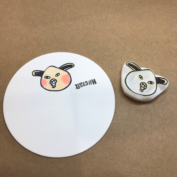 消しゴムはんこ  ブタですが何か？ 3枚目の画像