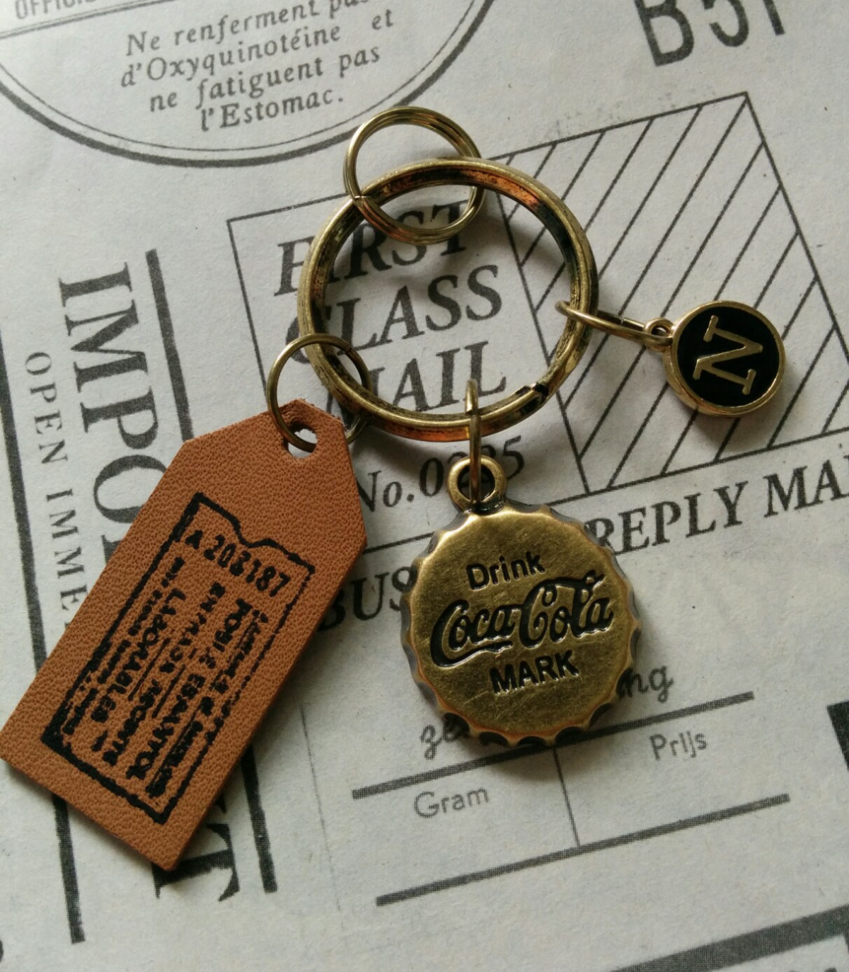 キーホルダー 王冠デザイン