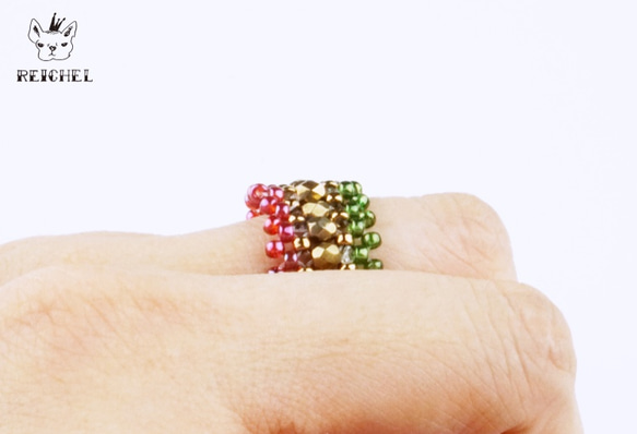 綠色×金色×紅色珠子戒指 第2張的照片