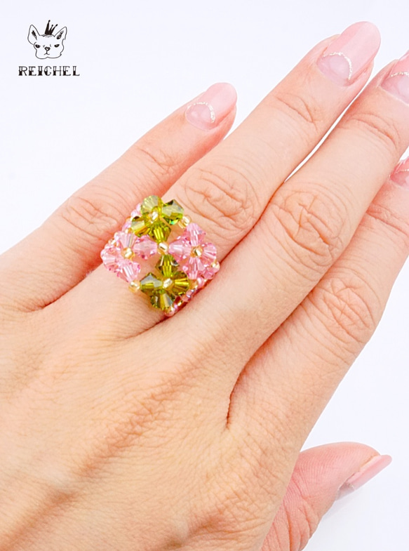 粉色×綠色珠子戒指 第2張的照片