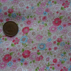 ダブルガーゼ（ピンク系小花柄）生地　110ｃｍ×50ｃｍ 3枚目の画像