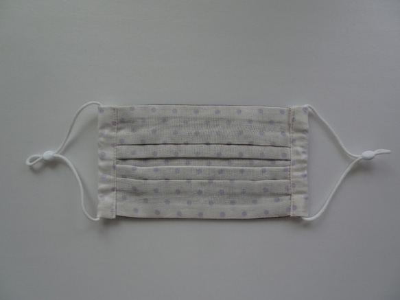 白にパープルドット＆涼感加工ダブルガーゼ　夏マスクプリーツタイプ 6枚目の画像