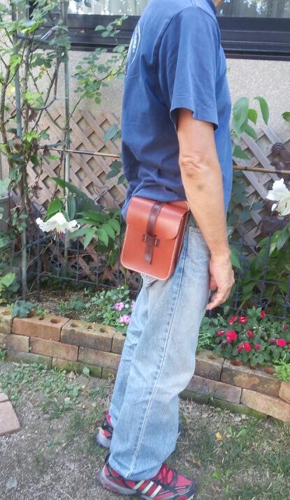 ベルトポーチ（ハードタイプ）