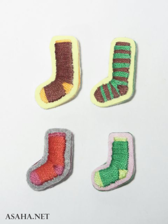 靴下の刺繍ブローチ（縞々 3枚目の画像