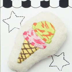 【刺繍】アイスクリームのブローチ（ライム） 2枚目の画像