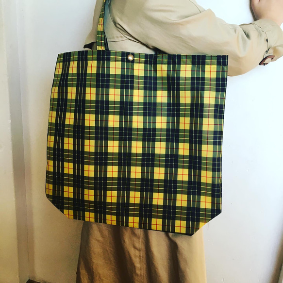 国内外の人気集結！ 大人気！再再々販です☺︎素敵タータンチェック エコ イエロー バッグ