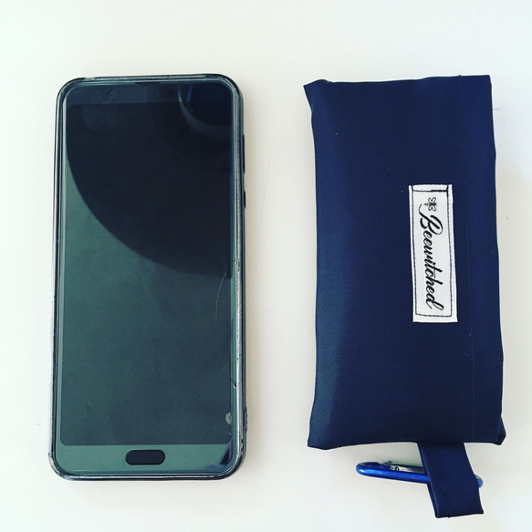 大人気！再再々販可愛いエコバッグ　ミニトート　撥水地　タータンチェック赤ロイヤルステュワート　コンパクト　収納カラビナ付 9枚目の画像