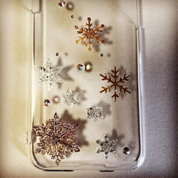 再販 ❎3  new release  ☆iPhone7  8対応ケース 《Snow flake》☆ 1枚目の画像