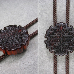 ループタイ（Bolo Tie）雪紋様レリーフ 5枚目の画像