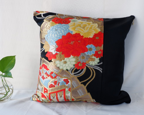 【完売】ラスト2点!!大人気!!金泊正絹袋帯リメイククッションカバー 完売】ラスト2点!!大人気!!金泊正絹袋帯リメイククッションカバー 完売