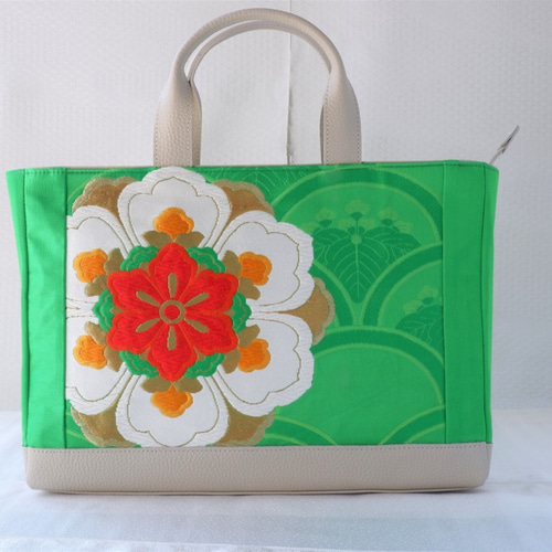 袋帯　明綴れ　金糸　華紋　花菱　唐花模様　青海波　着物　072a u 波と唐花 袋帯 明綴れ 金糸 華紋 花菱 唐花模様 青海波 着物 072a