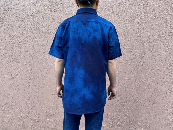 2021年定番！大特価！藍染めオックスフォード半袖Yシャツ 濃淡染め 男女兼用 2枚目の画像
