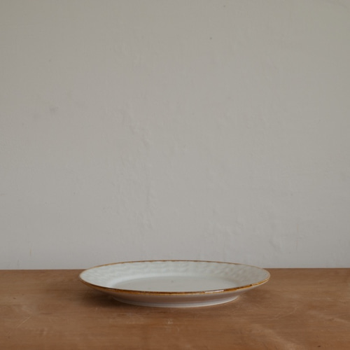 白葉模様ケーキ皿（金ふち） 中皿 やきもの立（りゅう） 通販 9276883