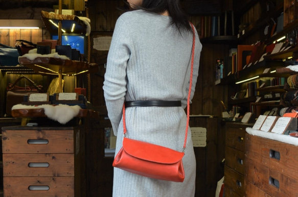 ネイビー レザー ショルダーバッグ 中型 Butler Verner Sails バトラーバーナーセイルズ ja2427 バッグ