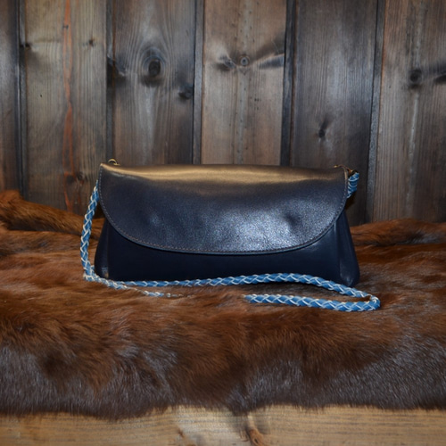 ぷっくりミニショルダーバッグ】 カラー ネイビー 本革 神戸レザー