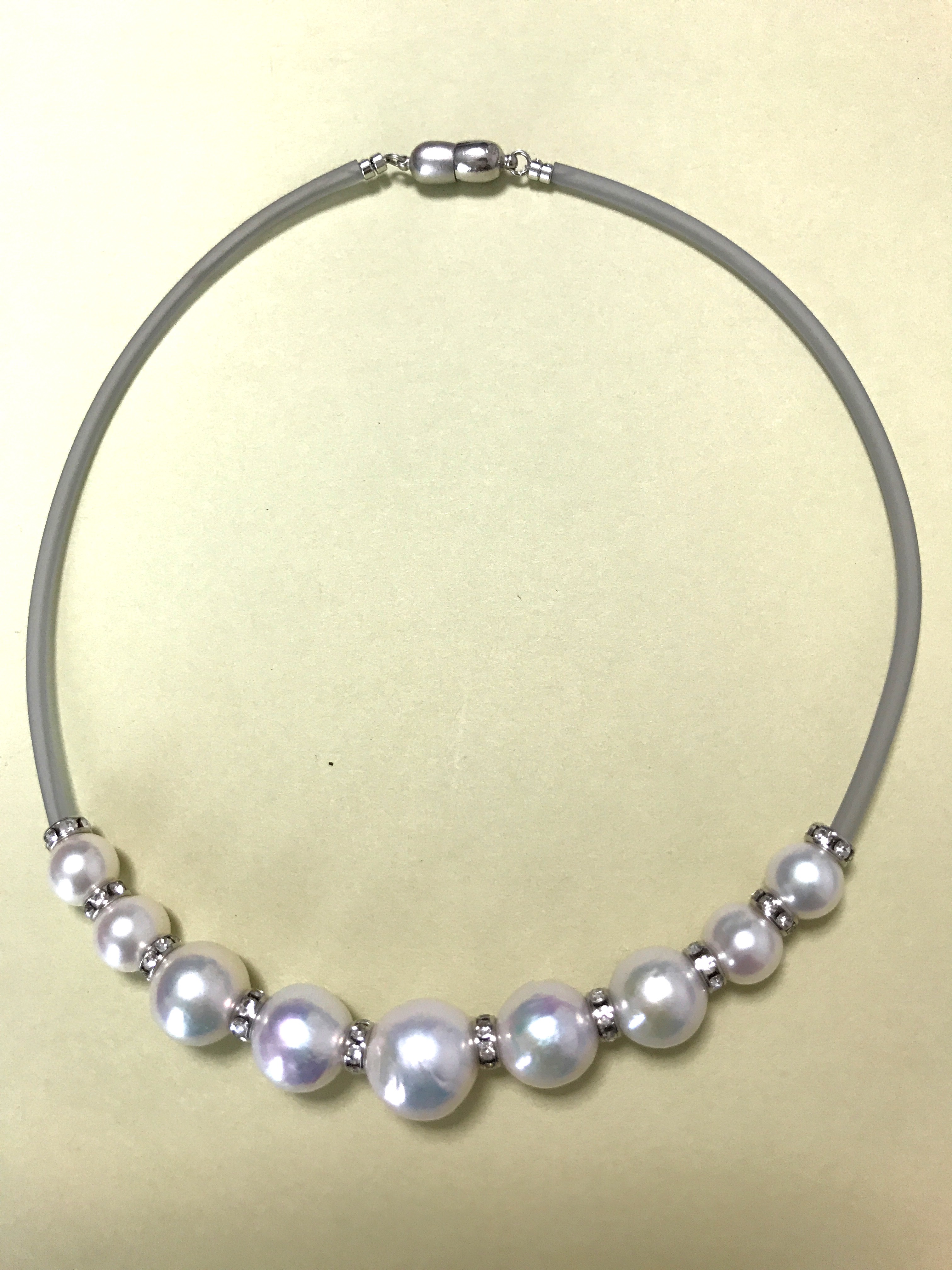 チョーカー　淡水パール　9個　41.5センチ