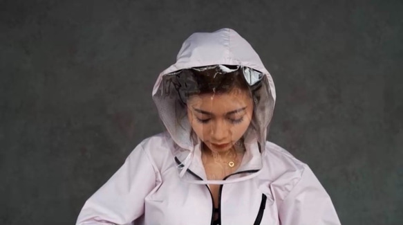 防護服 雨衣（使用椰子炭襯裡，夏天也能穿） UPF50 + 紫外線/病毒/颱風對策 緊急！抗菌FDA認證 第5張的照片