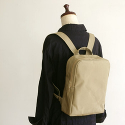 簡單的背包 米色<米色緊固件> / 帆布 第1張的照片