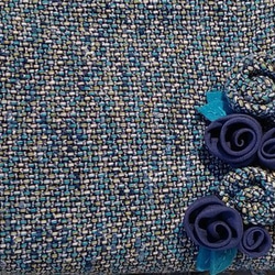 立体花モチーフ付きポーチ（ブルーグリーンミックス糸） 2枚目の画像