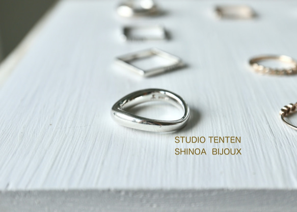 【シノアビジュー】　STUDIO TENTEN サーペンティン　リング シノアビジュー】 STUDIO TENTEN サーペンティン リング 2025年