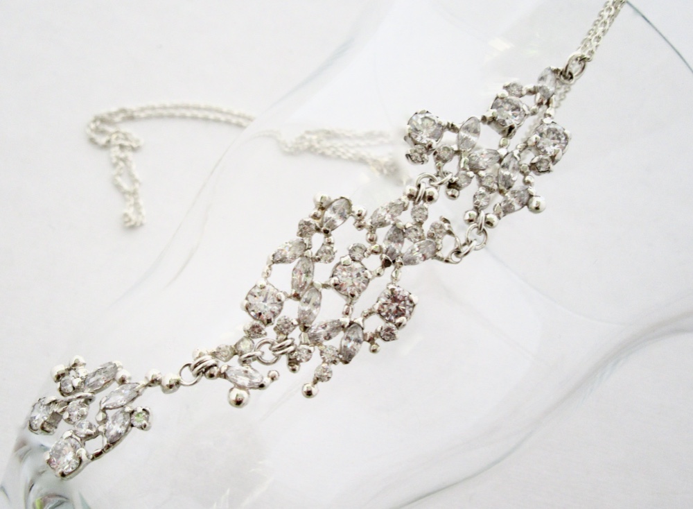 [brugge ]ロングネックレス