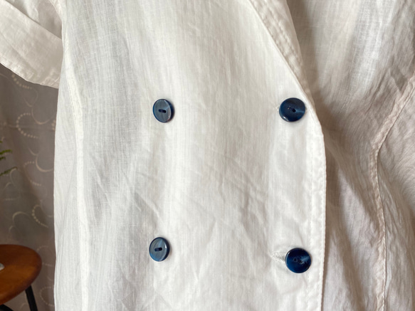 ゆったりとしたダブルのオーバーシャツ( コットン  オフホワイト ) 7枚目の画像