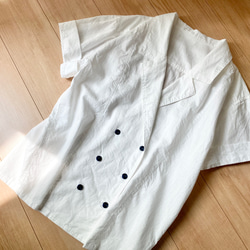 ゆったりとしたダブルのオーバーシャツ( コットン  オフホワイト ) 9枚目の画像