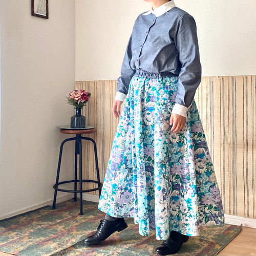 一点物〛ブルーの花柄フレアスカート&クレリックダンガリーシャツの
